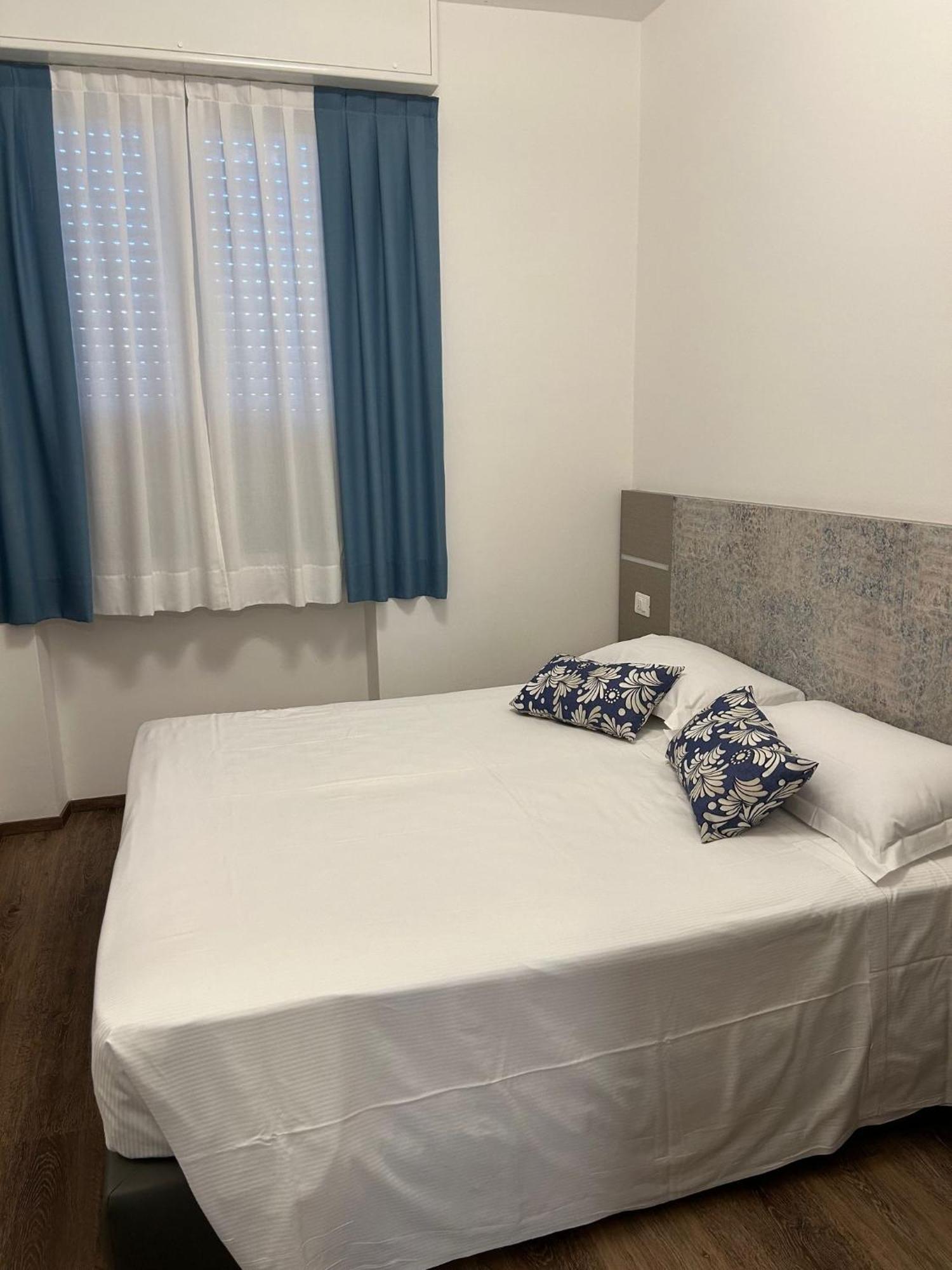 Real Park Hotel Cavi di Lavagna Oda fotoğraf